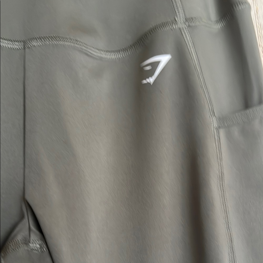 Gymshark Dreamy 2.0 High Rise Pocket Leggings Olive Green Size Small - Picture 5 of 8